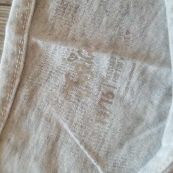 Justice brand, size 14/16, grey girls tank top. - Picture 3 of 3
